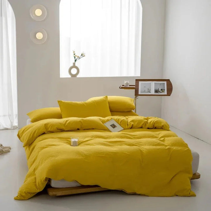 3 Piece Bed Set with Classic Quilt Cover Design