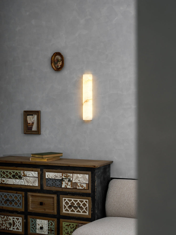 Luz de Pared LED Vertical Acanalada – Lámpara Decorativa de Interior