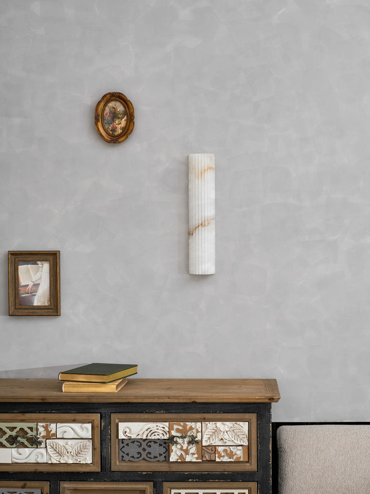 Luz de Pared LED Vertical Acanalada – Lámpara Decorativa de Interior