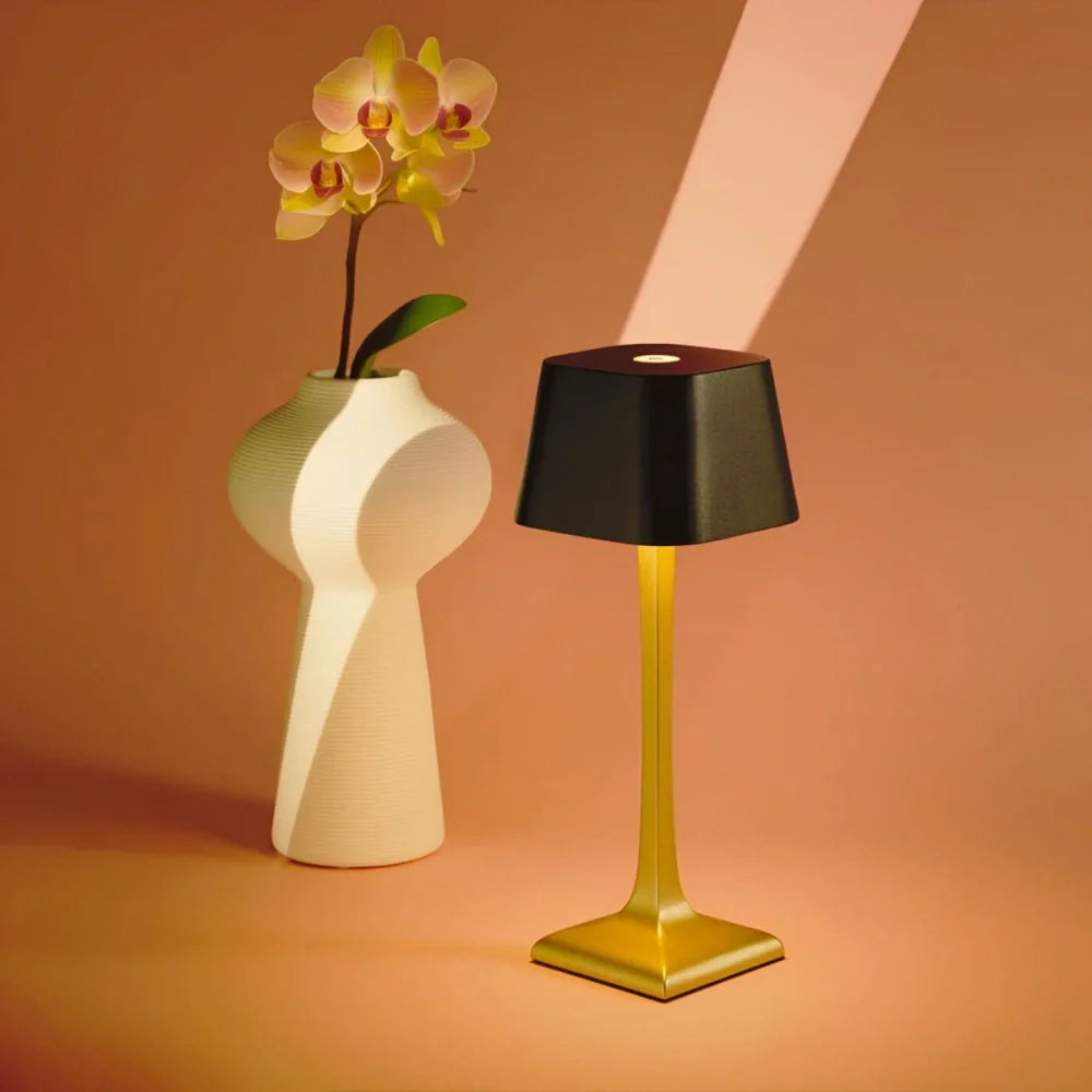 Cordless Dimmable Table Lamp with 16H Battery Life