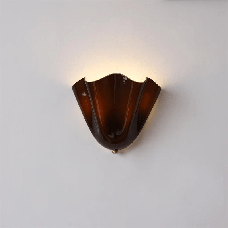 Sculpted Petal Wall Light – Modern Indoor Sconce