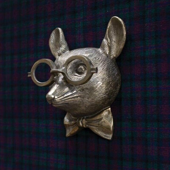 Deer Head Wall Decoration with Textured Antlers