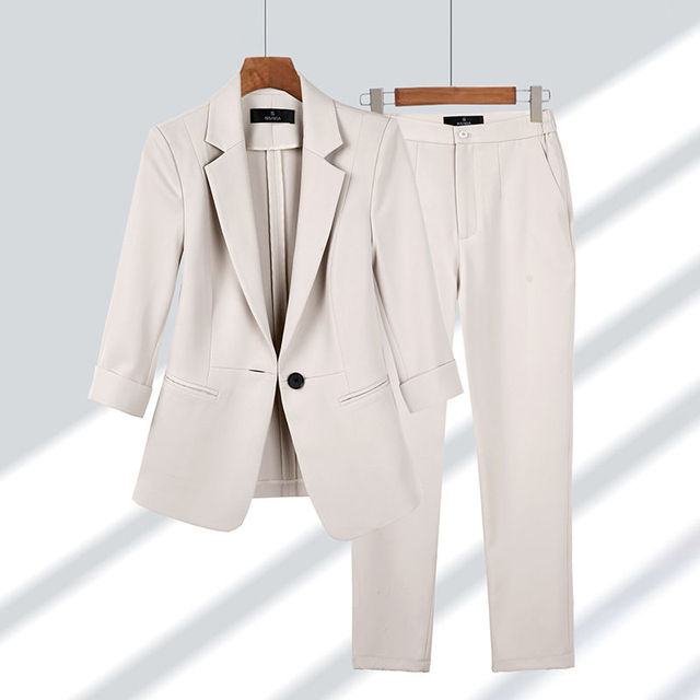 Lässiges Blazer- Und Hosen-set Für Damen