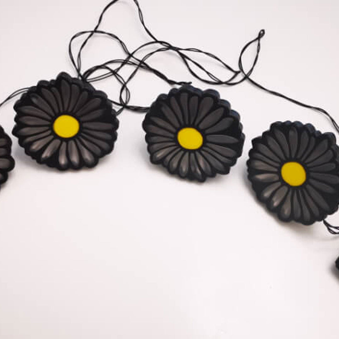 Luces solares creativas en cadena con margaritas para jardín y paisaje exterior