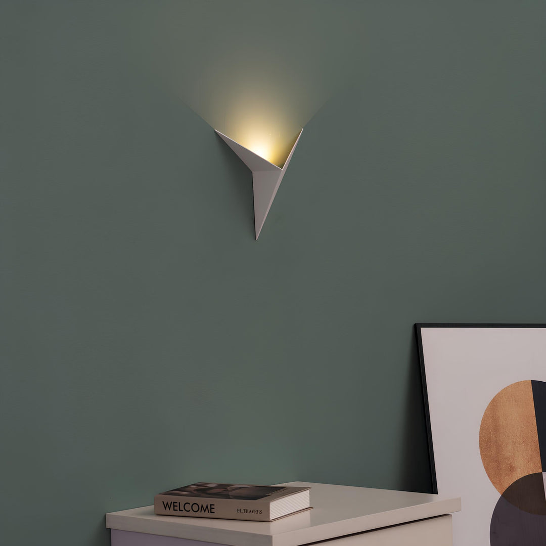 Contemporary LED Wall Light – Geometric Accent Lamp