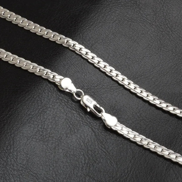 Sterling Silber Halskette – Elegantes Design mit Glückssymbol | Hochwertig, Zeitlos & Perfekt als Geschenk