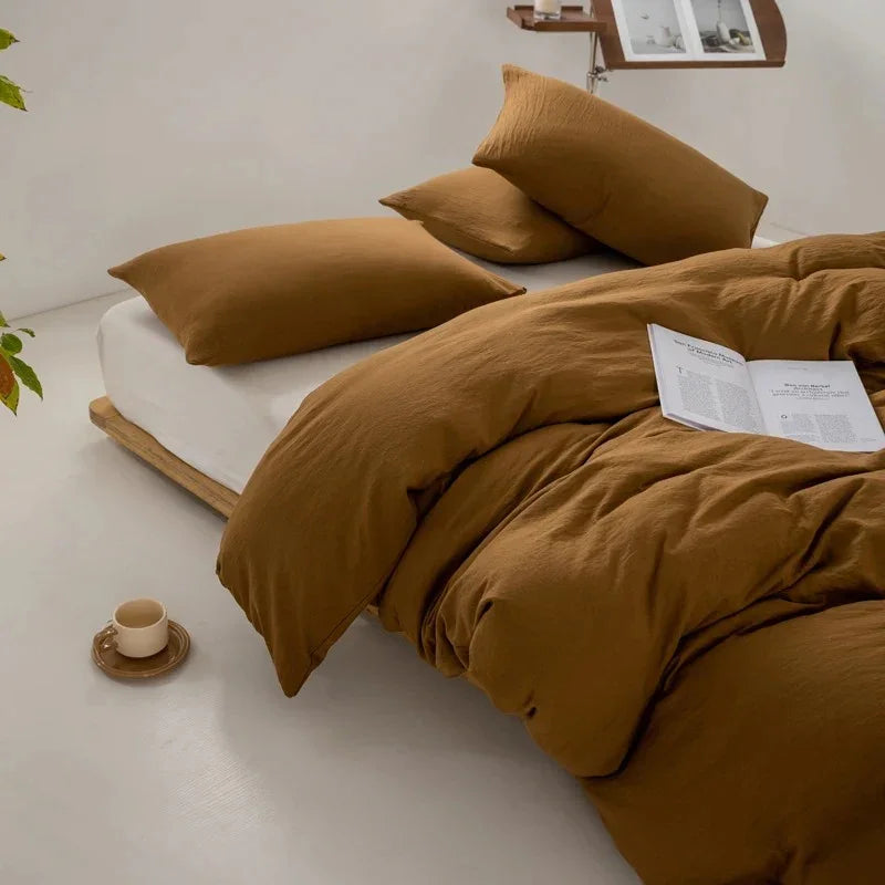 3 Piece Bed Set with Classic Quilt Cover Design