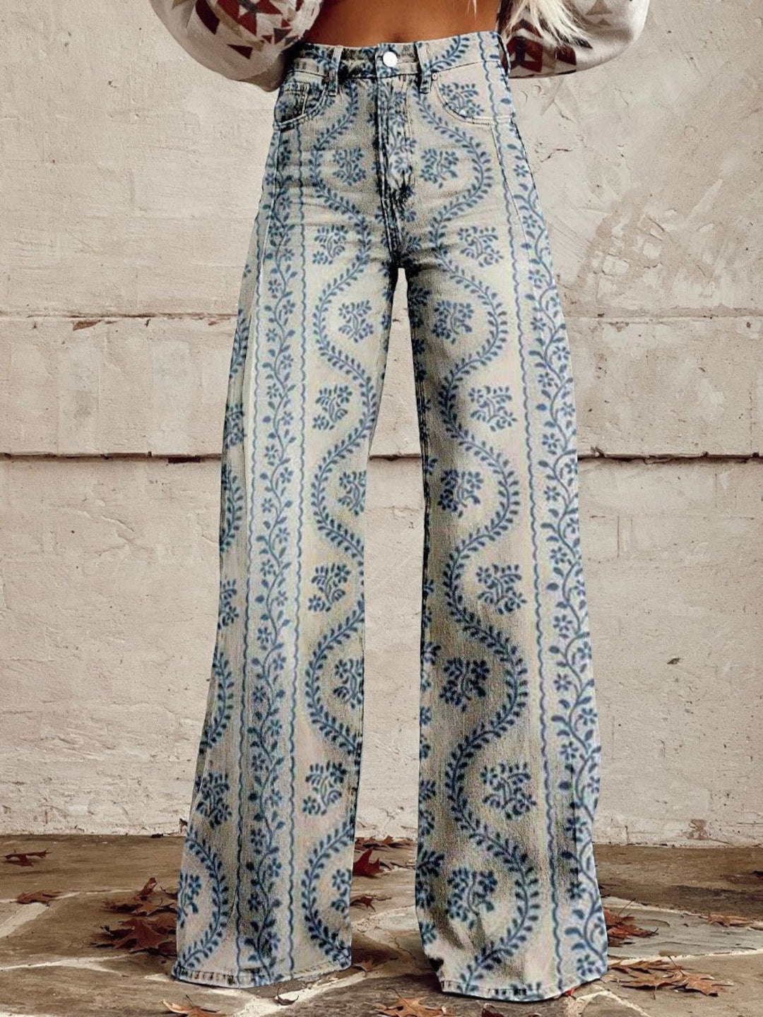 Romina | Lässige Jeans Mit Weitem Bein Und Blumenmuster Für Frauen