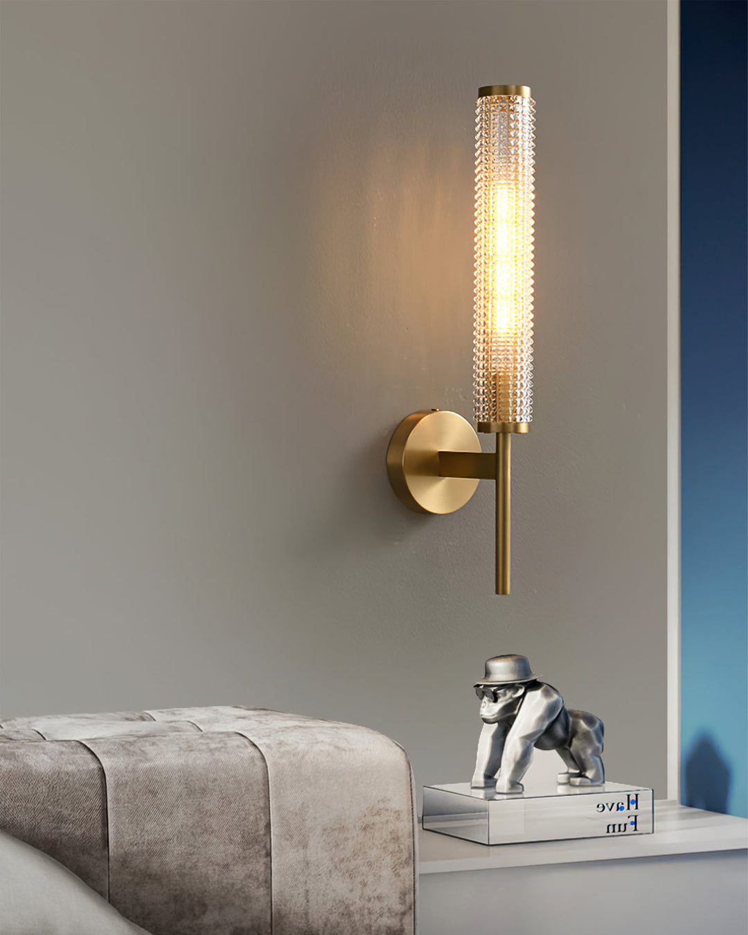 Velaro Brass Wall Lamp