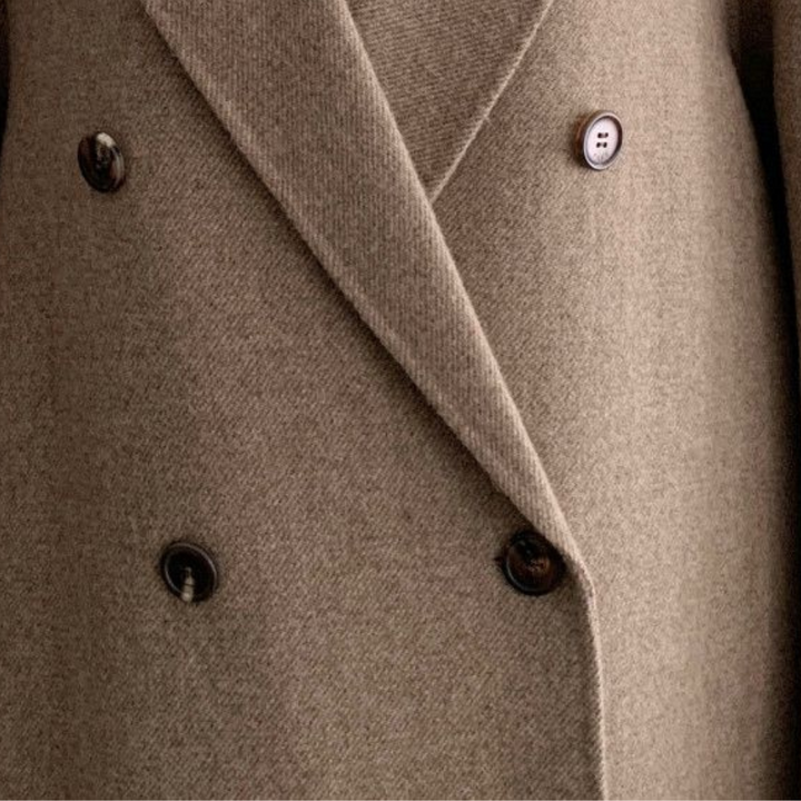 Langer Wintermantel Mit Taillengürtel Für Damen | Schlichtes Design