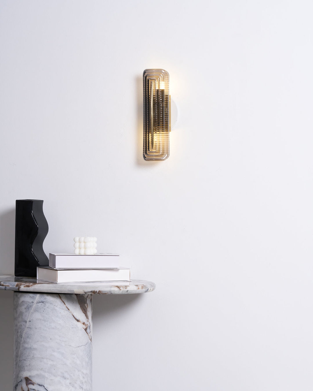 Textured Glass Modern Wall Light in Brass Finish