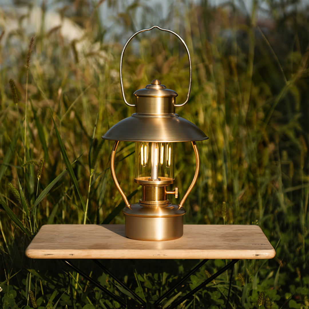 Luma Outdoor Lamp