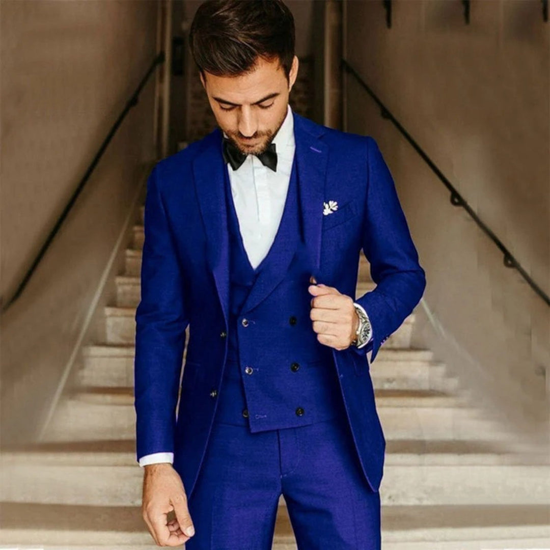 Étienne | Eleganter 3-teiliger Anzug Mit Fliege Für Herren