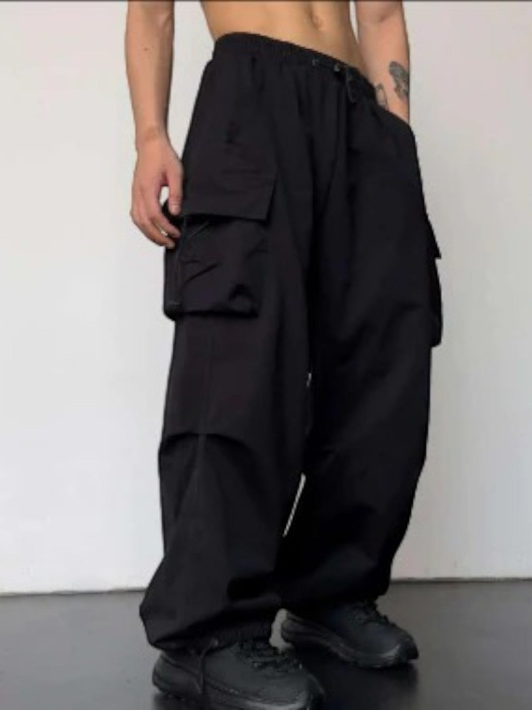 Gaël | Lässige Herrenhose Mit Weitem Bein | Mehrere Taschen