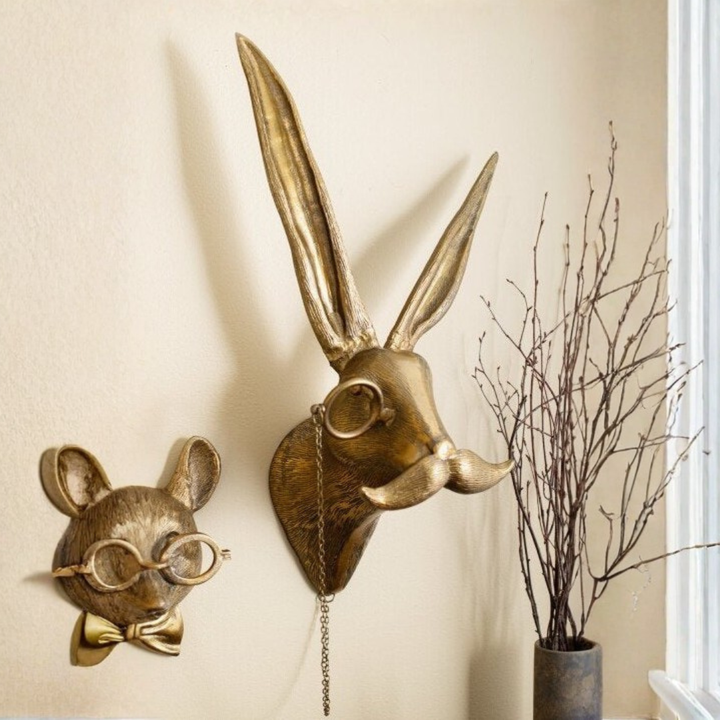 Deer Head Wall Decoration with Textured Antlers