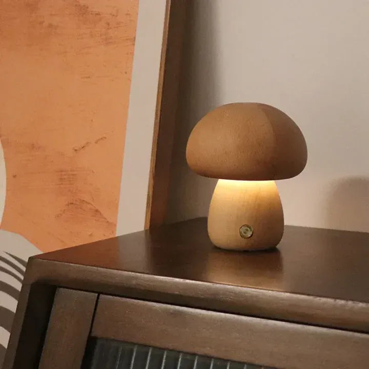 Pilz-Tischlampe aus Holz – Mystisch, Natürlich & Stimmungsvolles Licht | Dekorative Leuchte für Schlafzimmer, Wohnzimmer & Kinderzimmer