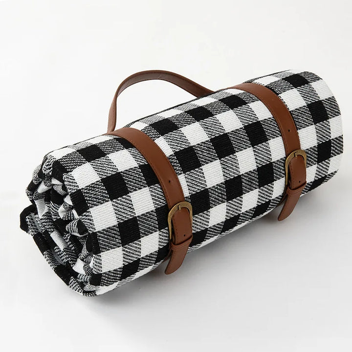 Portable Outdoor Picnic Blanket – Foldable Design