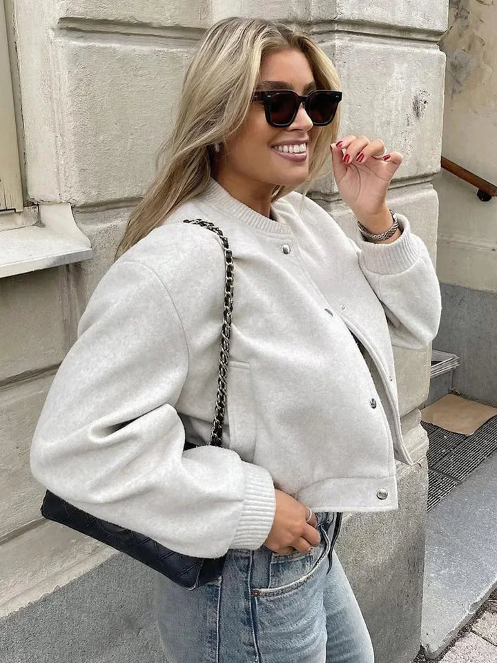 Kurze Bomberjacke Für Damen | Stylische