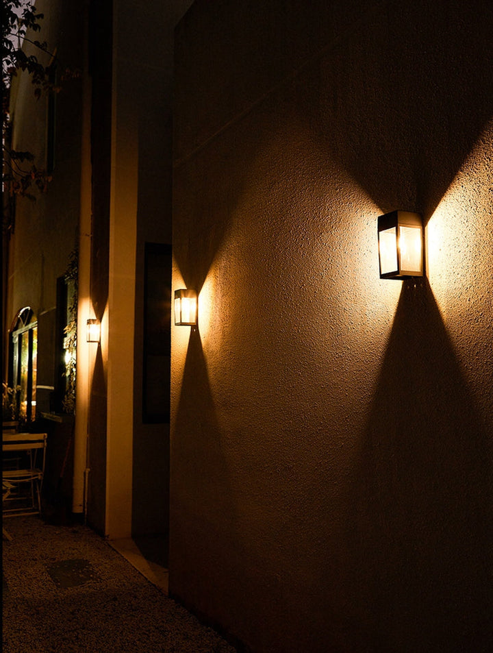 Solar Outdoor Wall Lamp with Auto Sensor