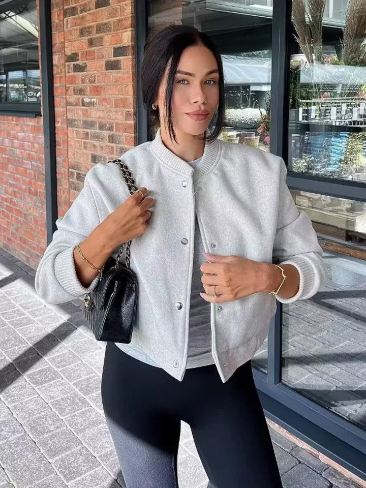 Kurze Bomberjacke Für Damen | Stylische