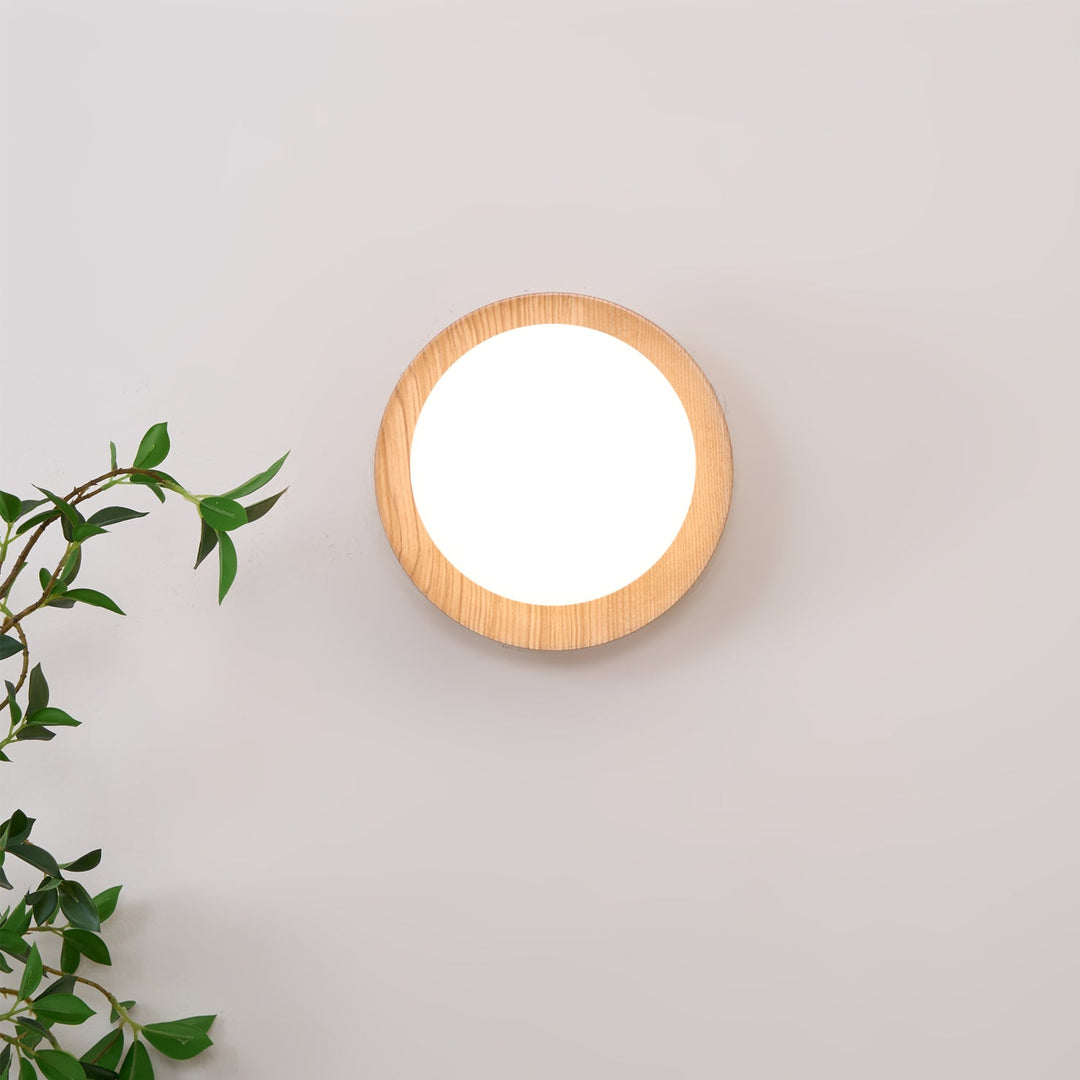 Natura Orb Holz-Wandleuchte