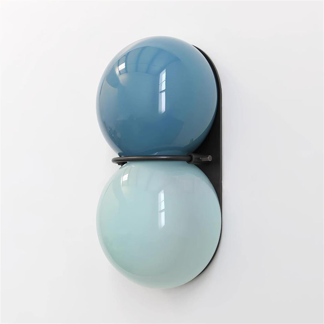 Luz de Pared Contemporánea con Globos Apilados
