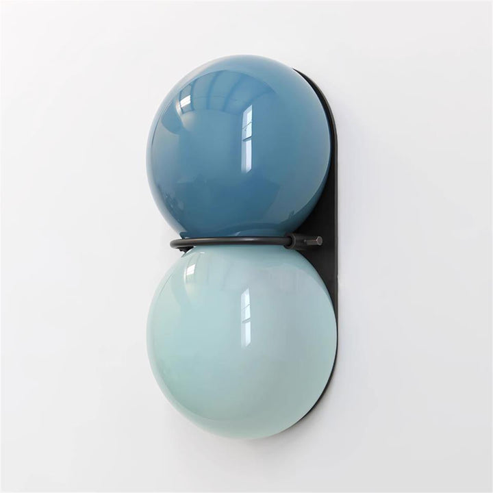 Luz de Pared Contemporánea con Globos Apilados