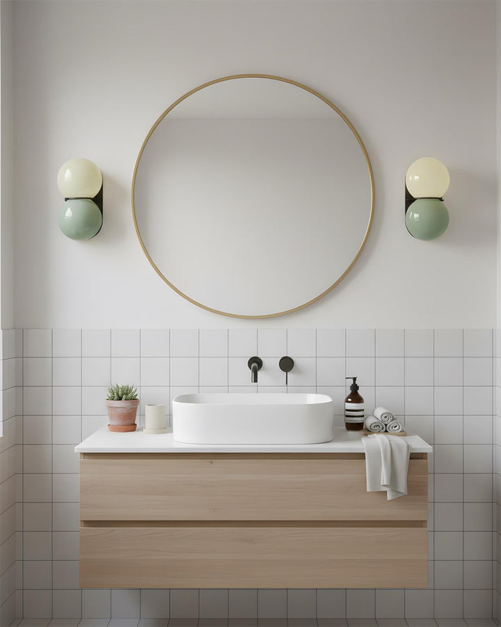 Luz de Pared Contemporánea con Globos Apilados