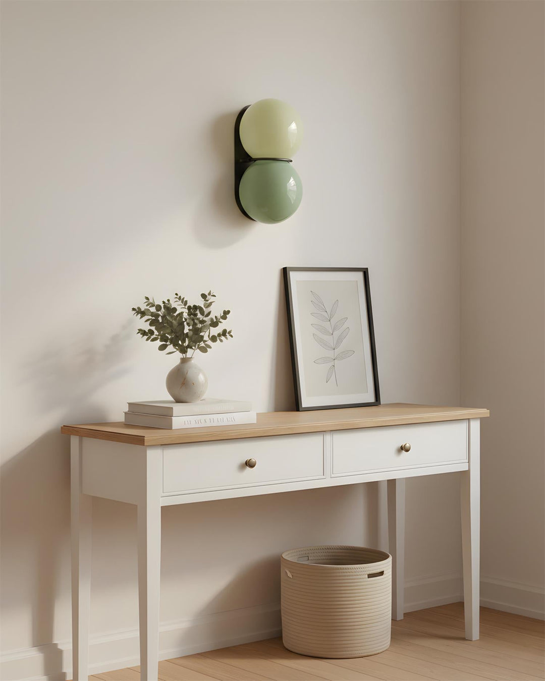 Luz de Pared Contemporánea con Globos Apilados