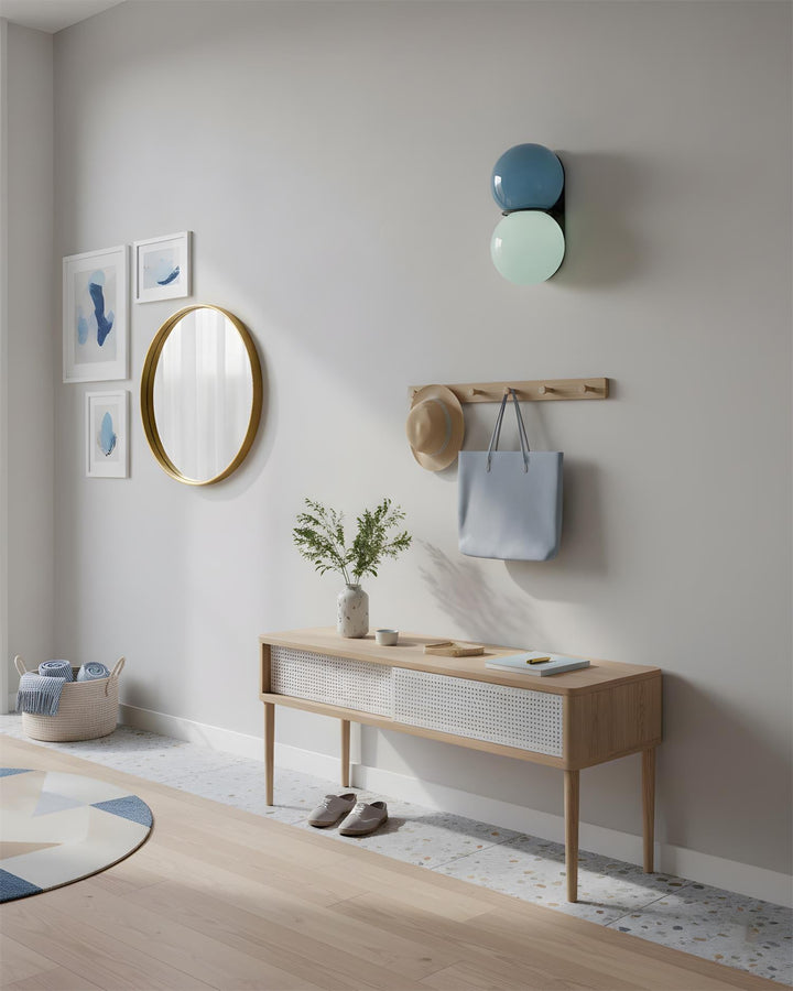 Luz de Pared Contemporánea con Globos Apilados