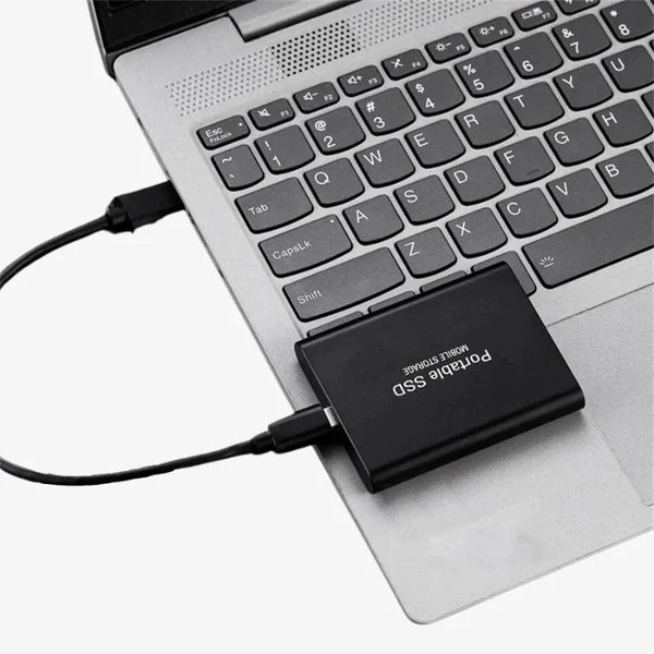 UltraDrive – Externe SSD – Superschneller Speicher in 16TB / 8TB / 4TB / 2TB / 1TB | Kompakt & Leistungsstark