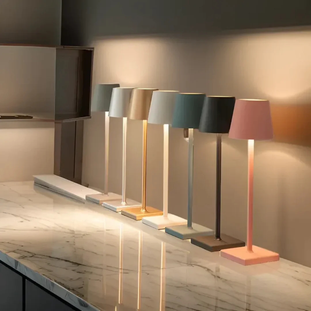Multifunktionale LED-Tischlampe – Kabellos, Wiederaufladbar & Dimmbar | Modernes Nordic-Design für Wohnzimmer, Schlafzimmer & Büro