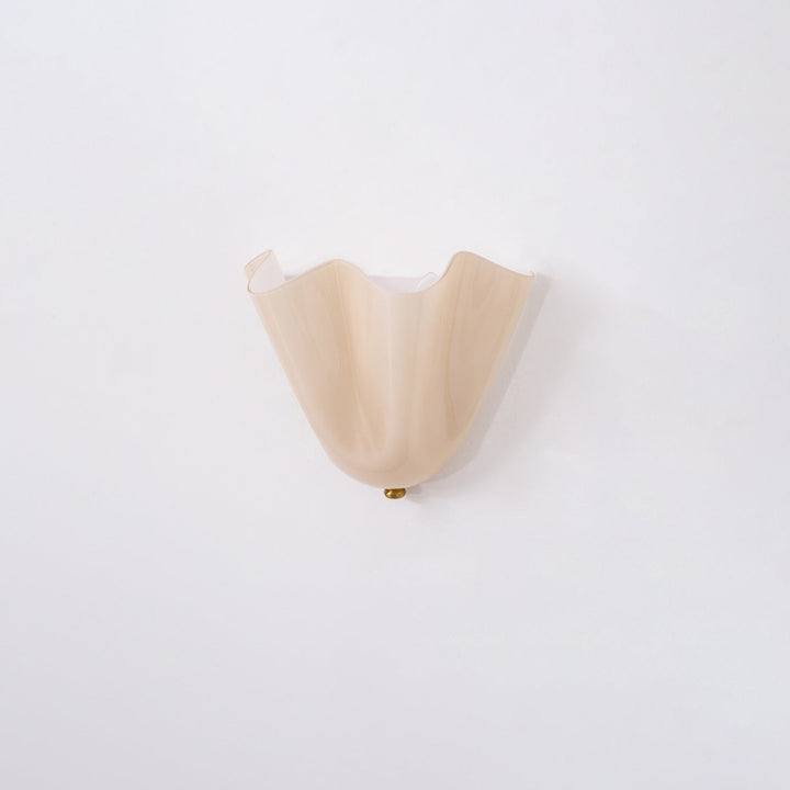 Sculpted Petal Wall Light – Modern Indoor Sconce