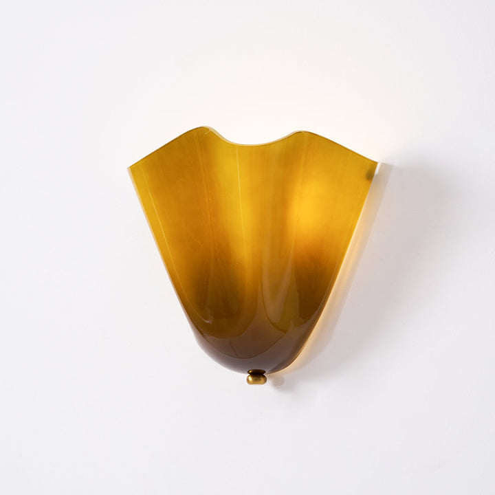 Sculpted Petal Wall Light – Modern Indoor Sconce