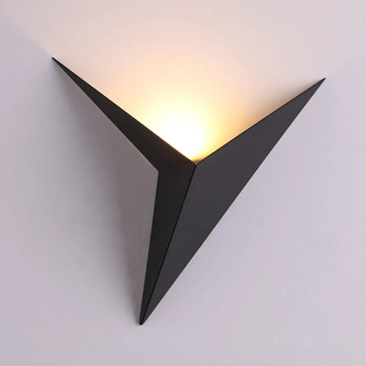 Contemporary LED Wall Light – Geometric Accent Lamp