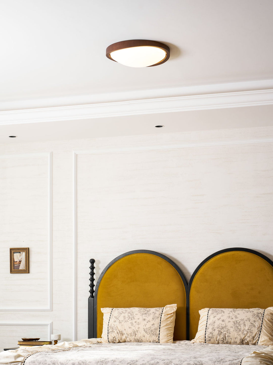 Lámpara de Techo Empotrada Estilo Minimalista en Nogal