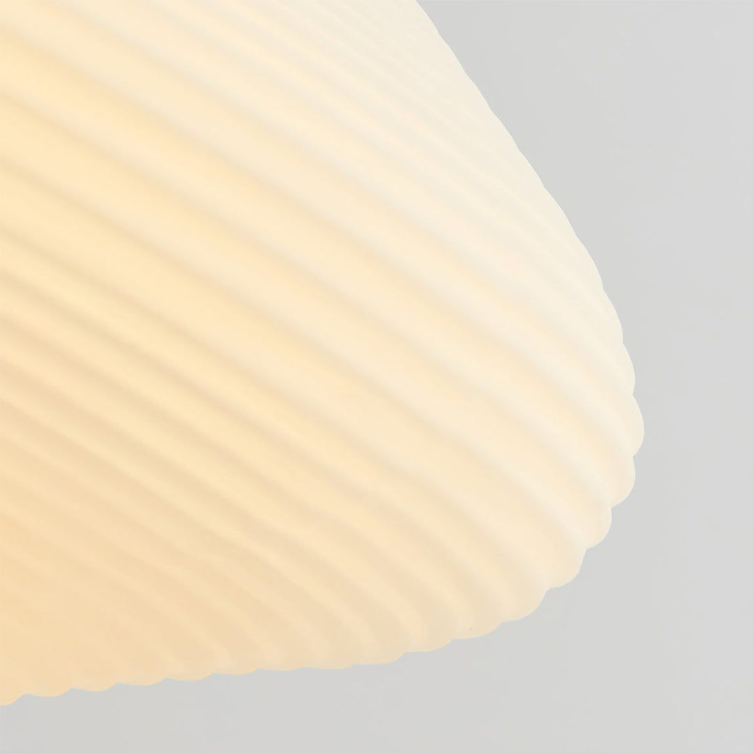 Nordica trä- och glasvägglampa