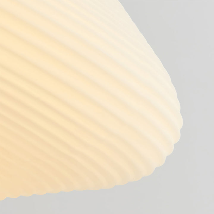 Nordica trä- och glasvägglampa