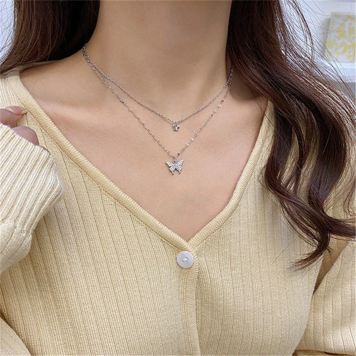Silbernes Halskettenset mit Schmetterling – Glänzend, Filigran & Raffiniert | Eleganter Schmuck für Damen & besondere Anlässe