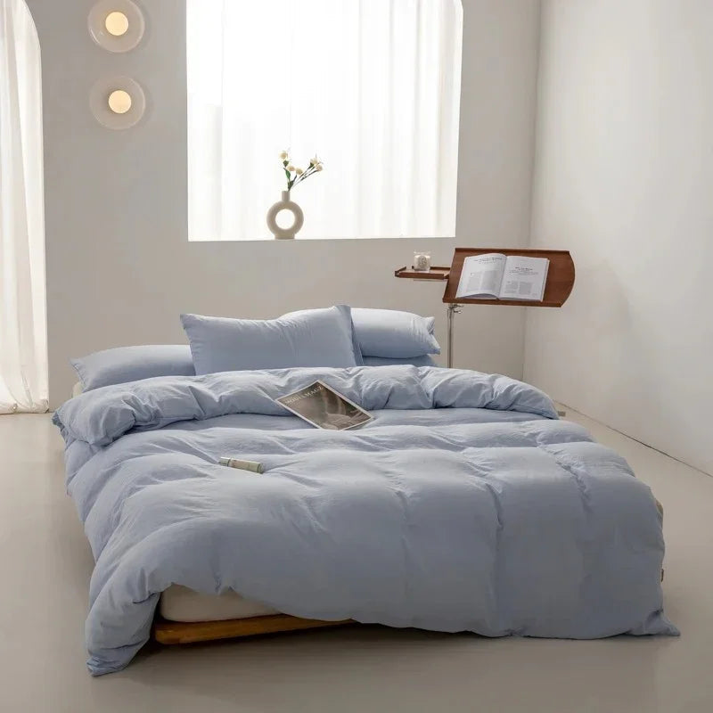 3 Piece Bed Set with Classic Quilt Cover Design