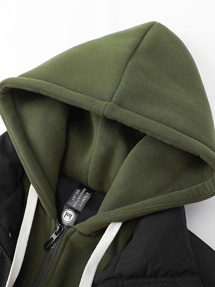 Trendige Daunenjacke Mit Kapuze | Winter