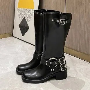 Stylische Schnallenstiefel Mit Blockabsatz | Winter