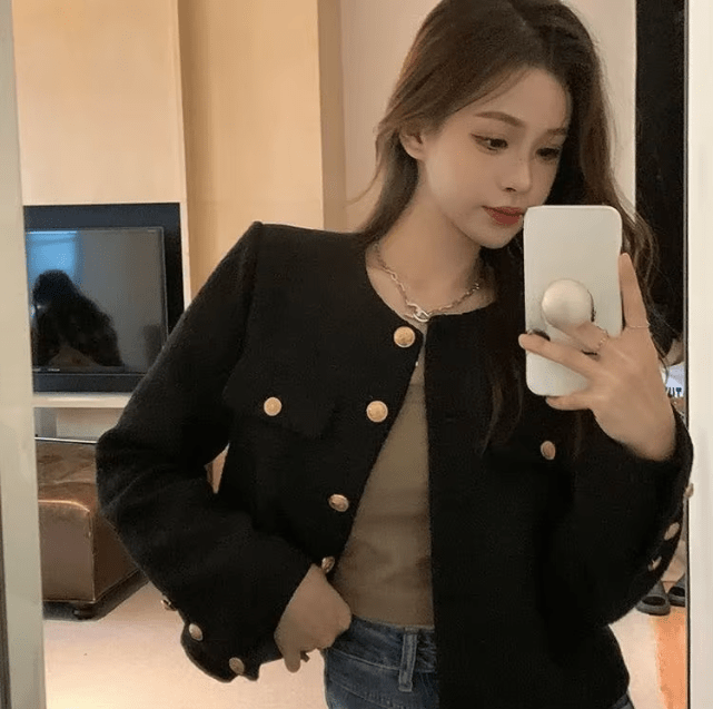 Stylischer Button-Down-Blazer Für Damen | Rundhals