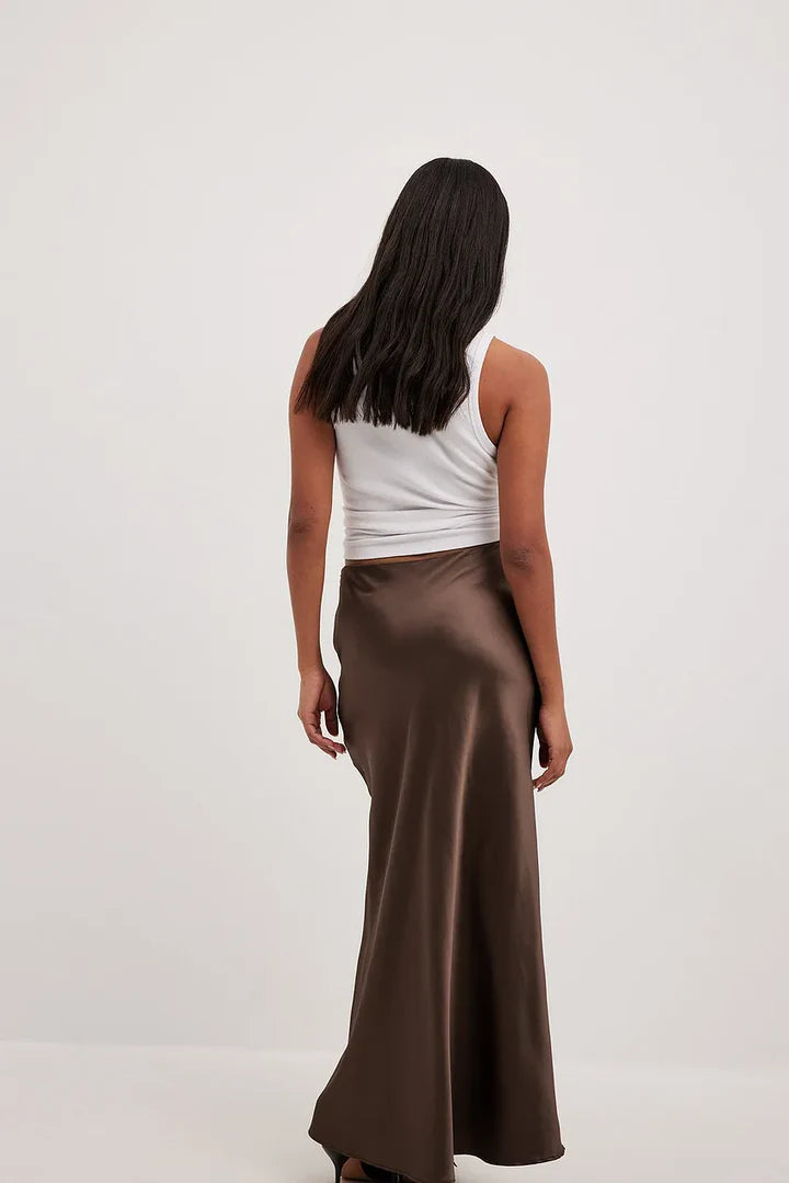 Satinerter Damenrock mit hoher Taille