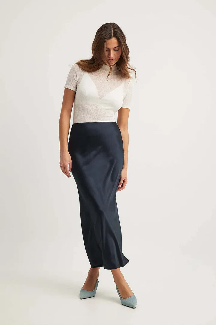 Satinerter Damenrock mit hoher Taille