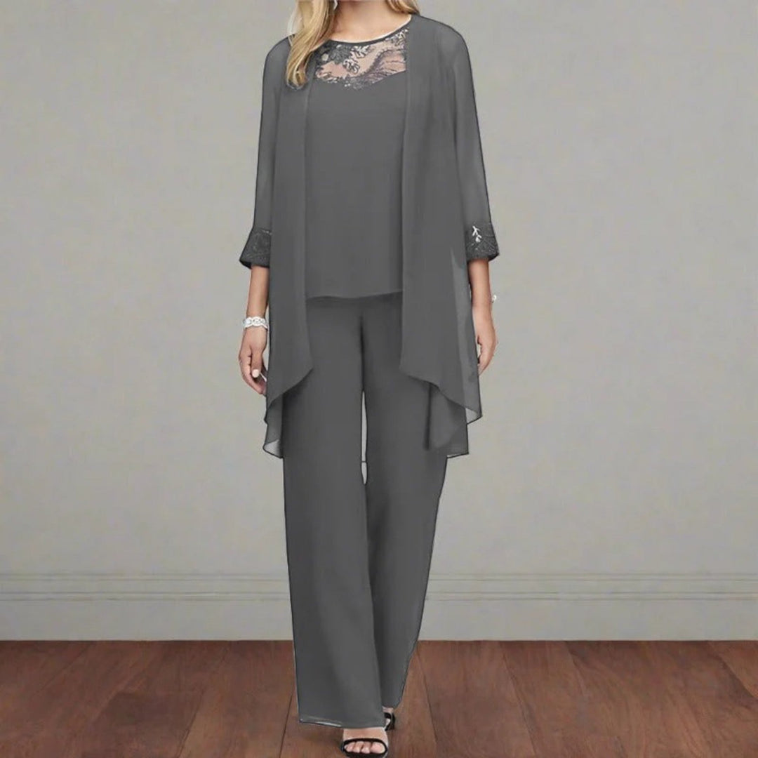 Elegantes Dreiteiliges Set Für Damen